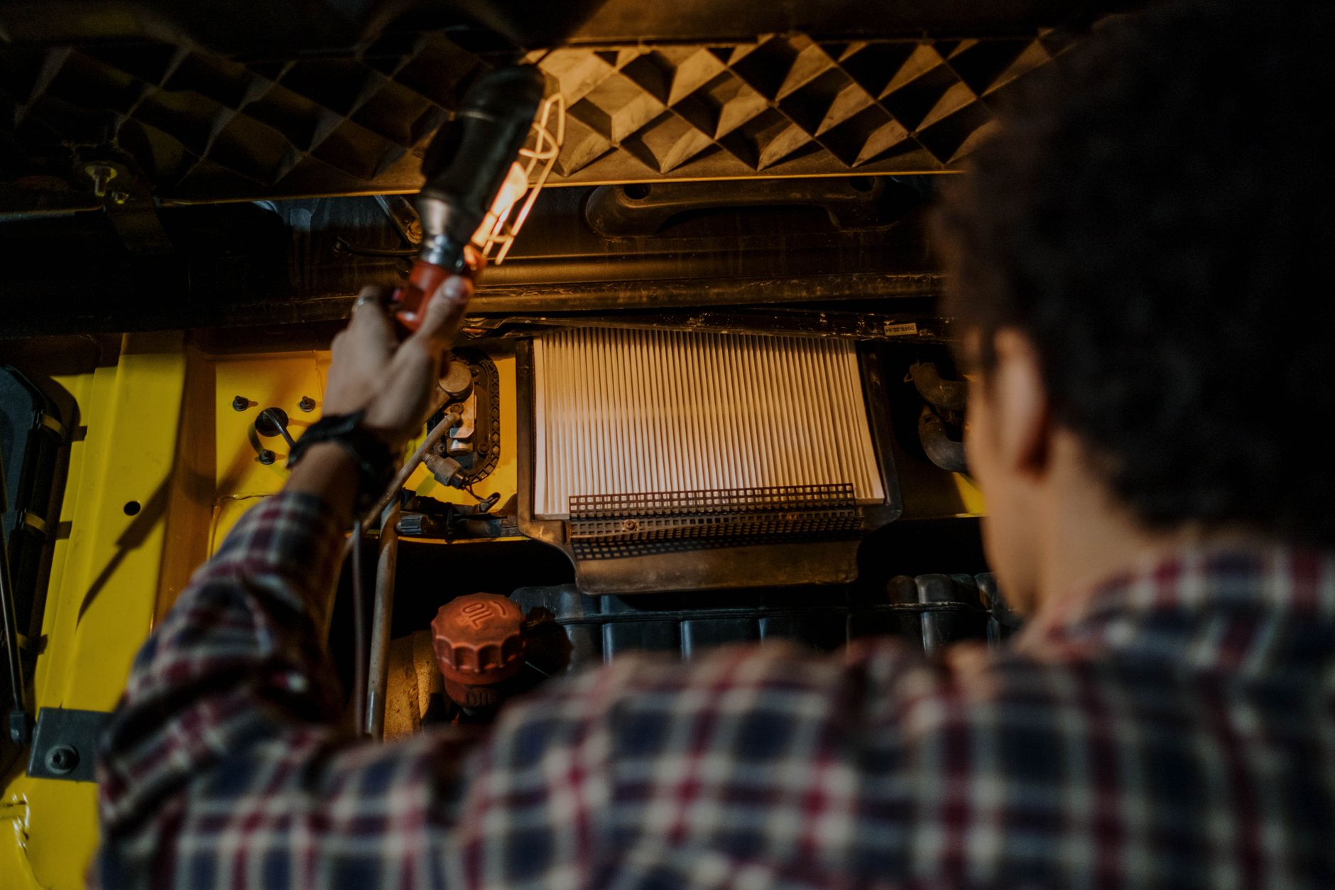 Réparation radiateur équipe à Montreuil